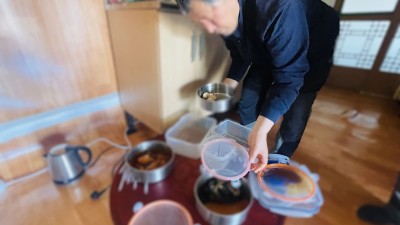 찾아가는 반찬꾸러미입니다